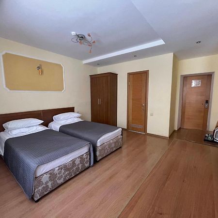 Hotel Gloria Standard Borovoe Quarto foto